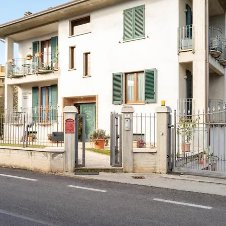 Casa Del Giardino Bright Апартаменты Бастия-Умбра