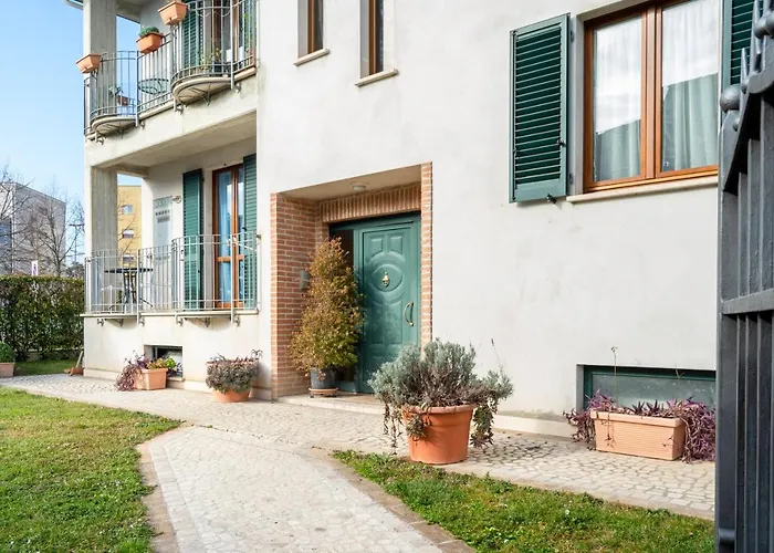 شقة Guesthost - Casa Del Giardino With Shared Patio