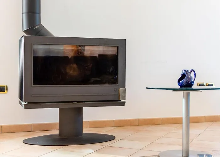 Guesthost - Casa Del Giardino With Shared Patio