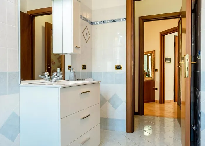 Guesthost - Casa Del Giardino With Shared Patio